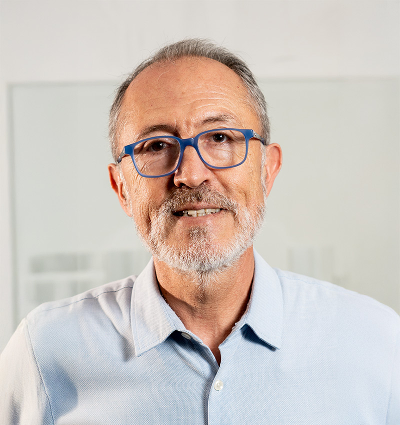 Vendedor Ricardo Miranda